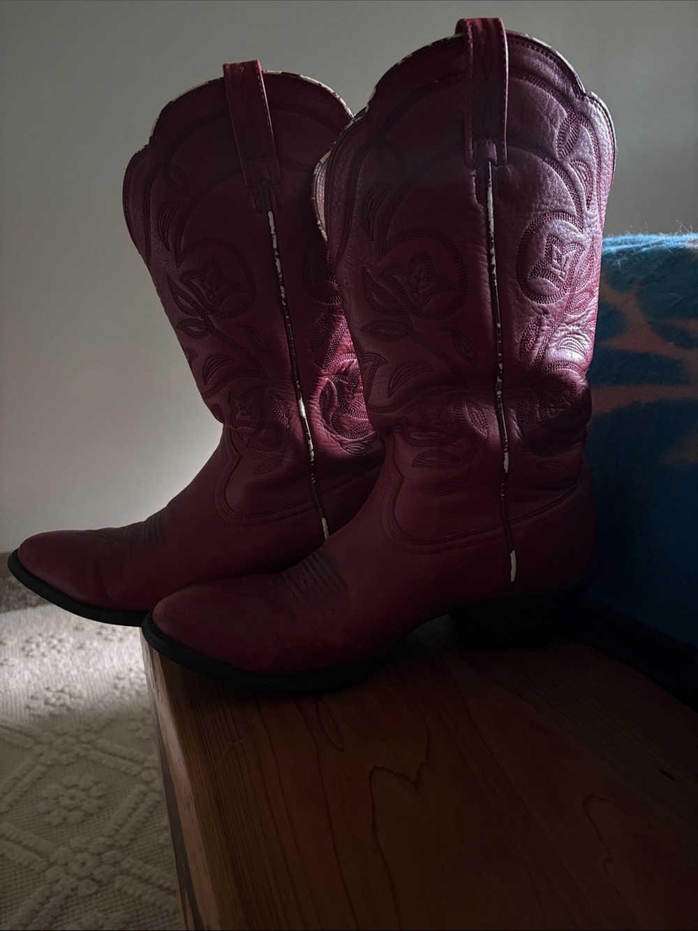 Ariat Red Leather Floral Western Heeled Boots - Picture 11 of 13